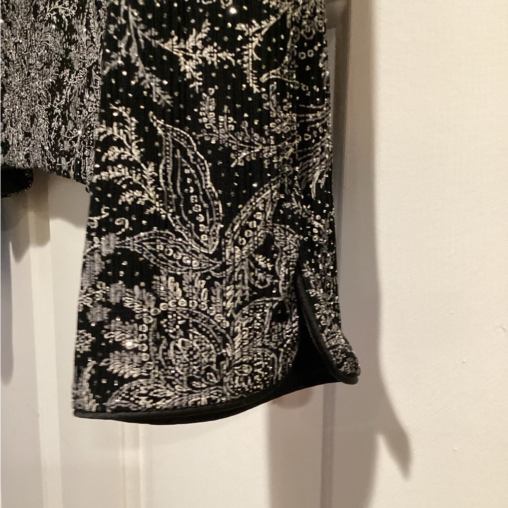 Crop Sequence Jacket - Picture 6 of 6